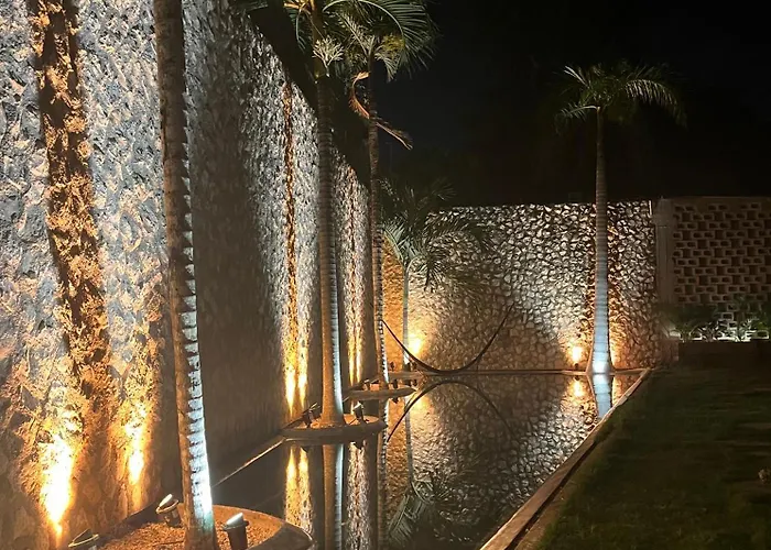 Bau Hotel